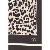 Valentino Garavani Leopard print Foulard
