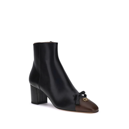 Shoes & Footwear