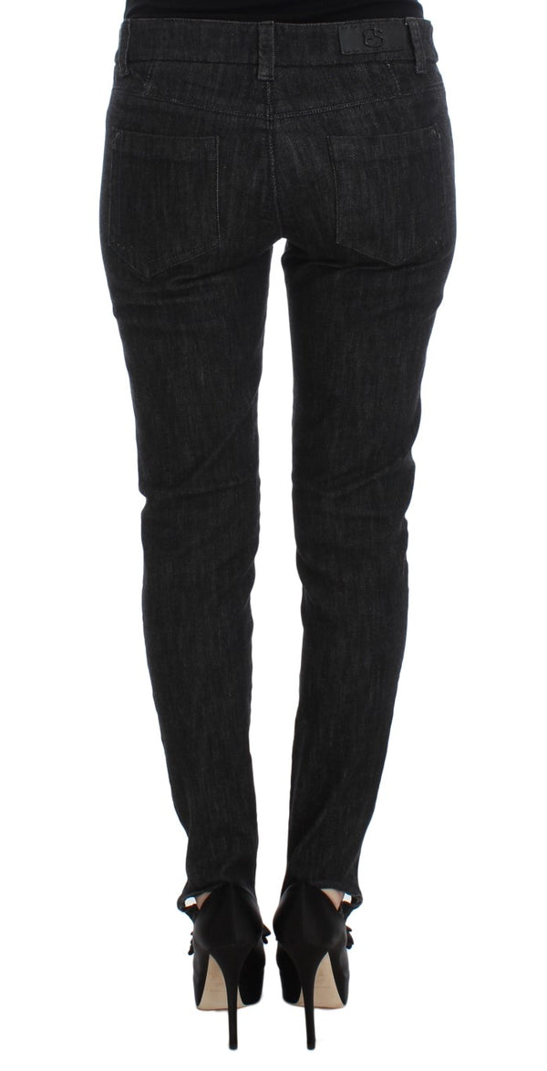 Outfito.ae