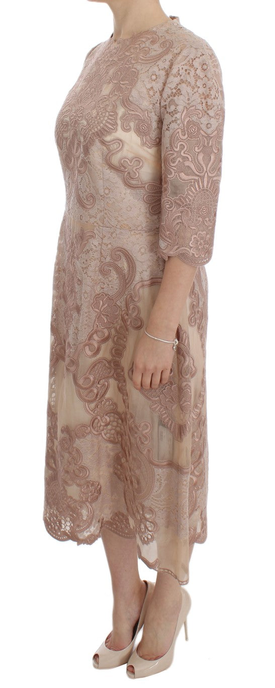 Outfito.ae