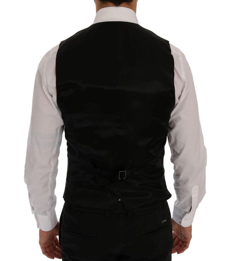 Outfito.ae