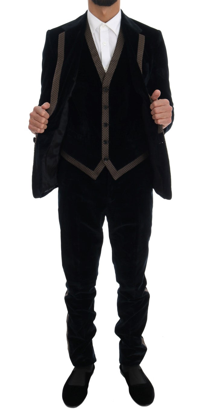 Outfito.ae
