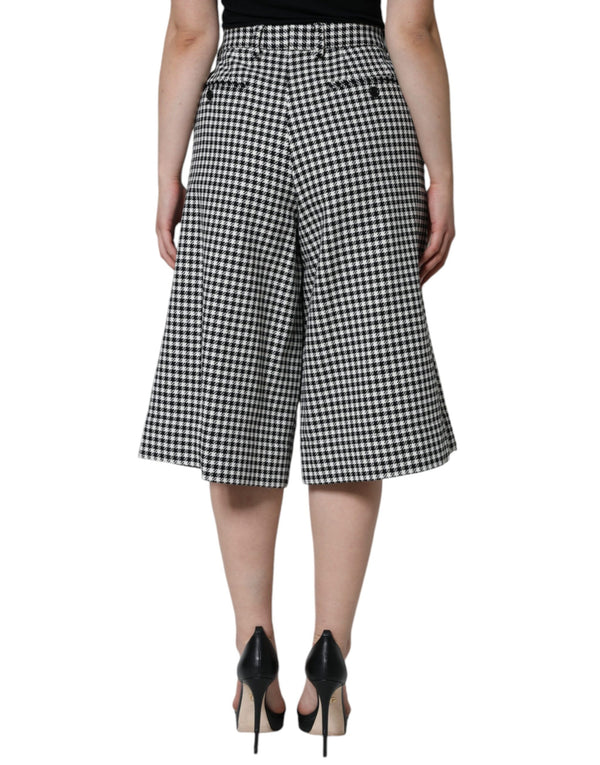 Outfito.ae