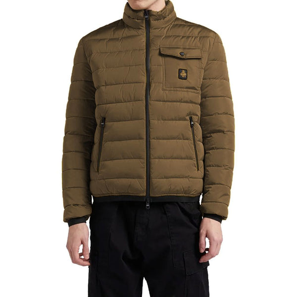 Outfito.ae
