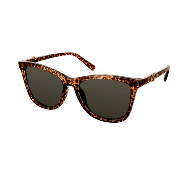 Guess Outfito.ae