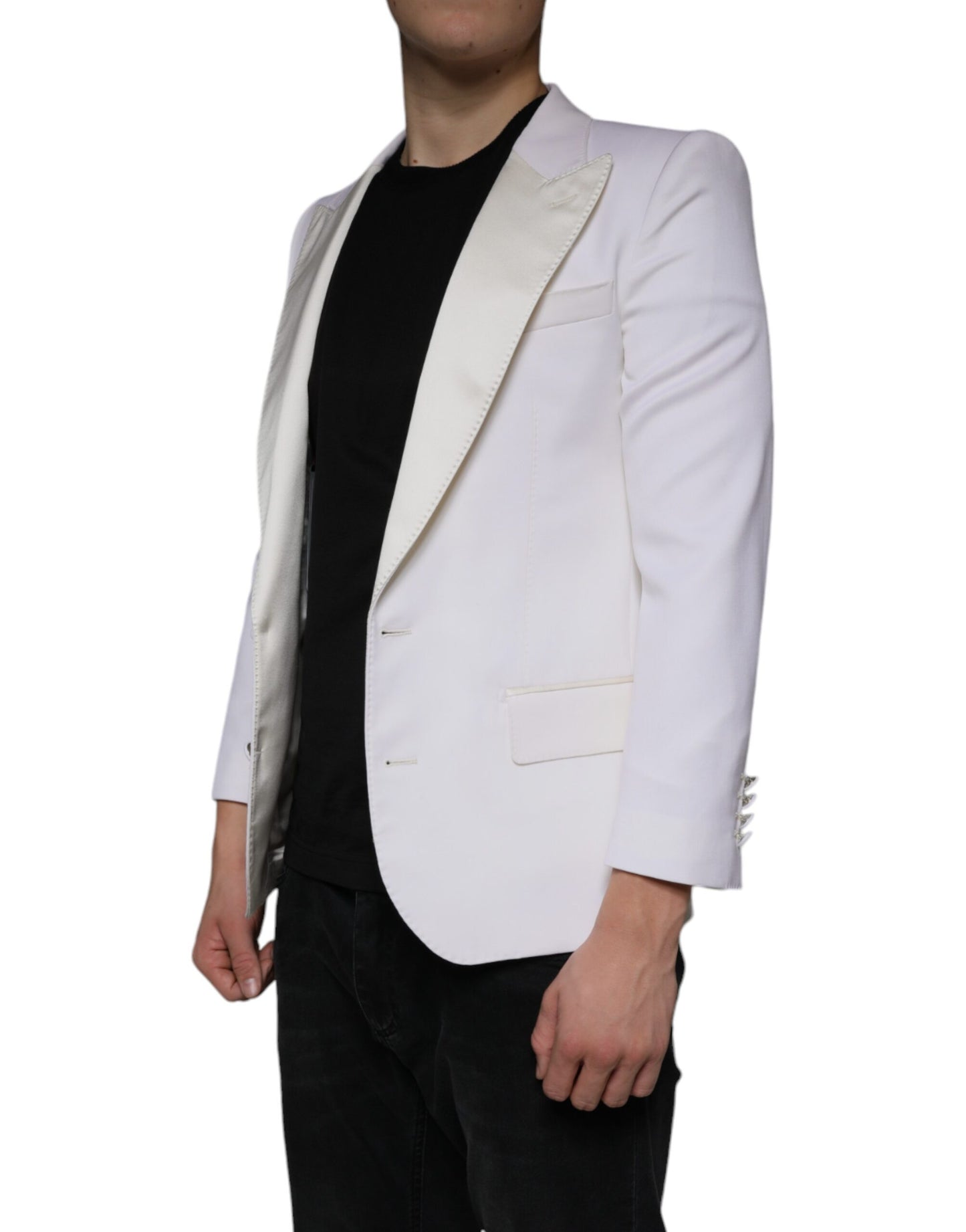 Outfito.ae