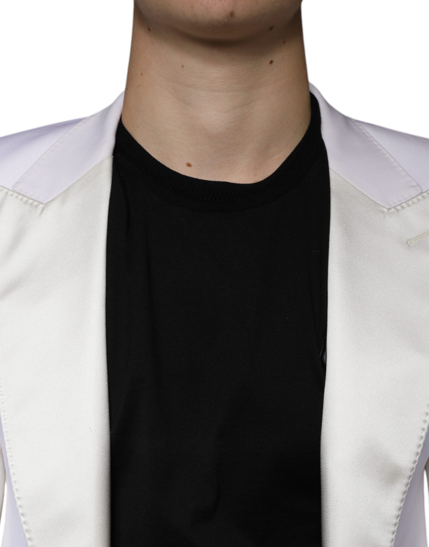 Outfito.ae