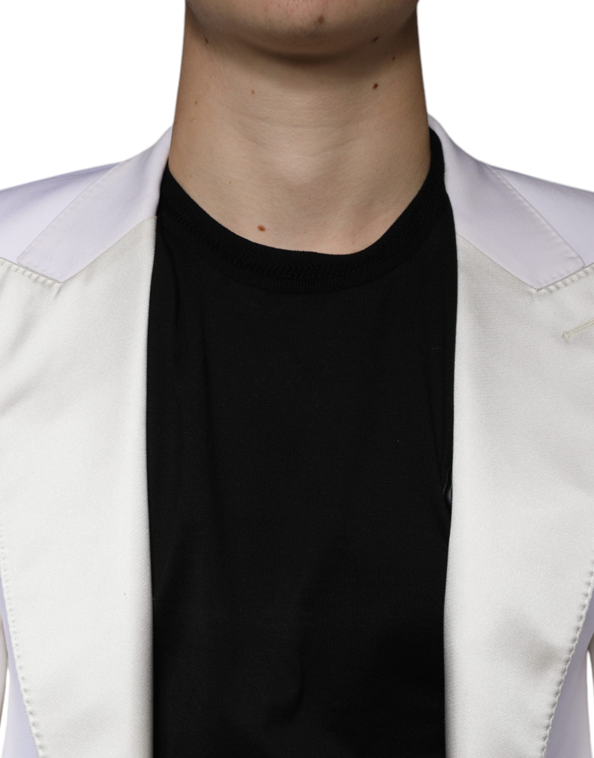 Outfito.ae