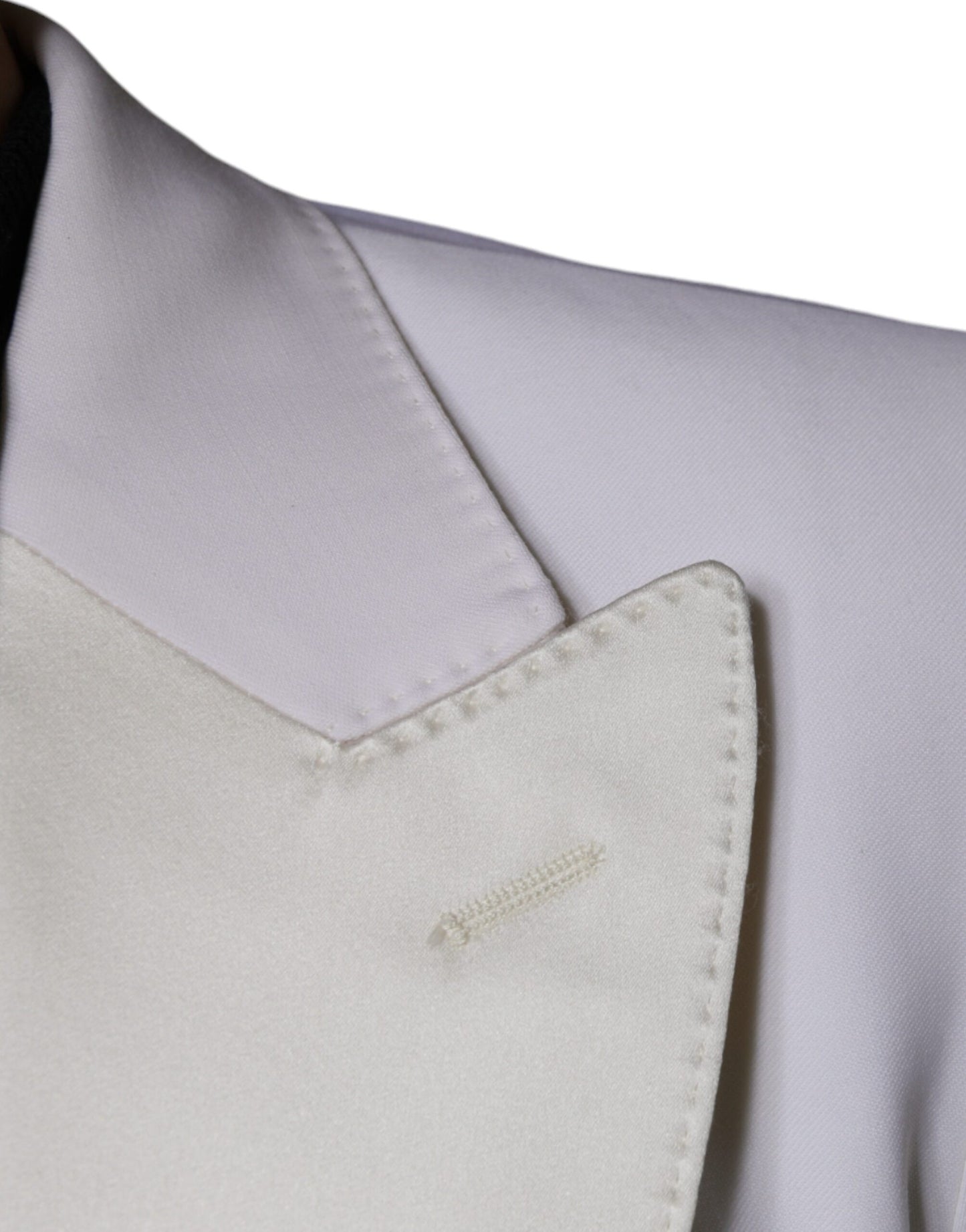 Outfito.ae