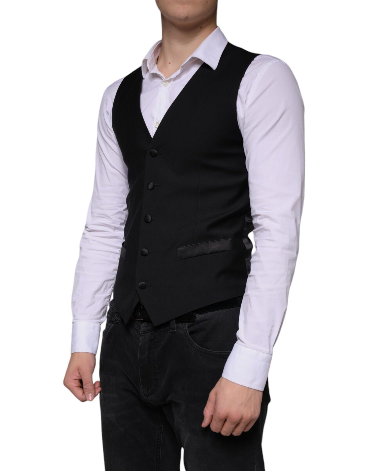 Outfito.ae