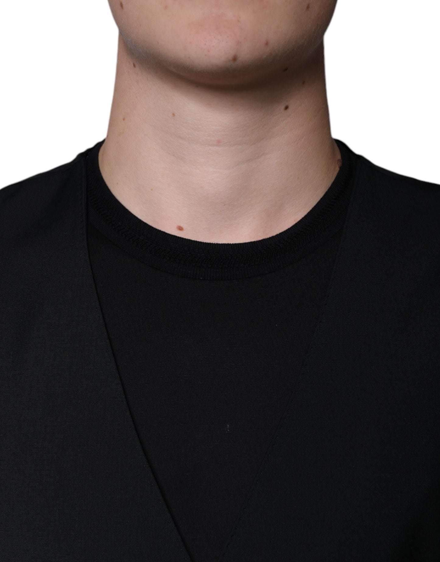 Outfito.ae
