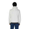 Outfito.ae