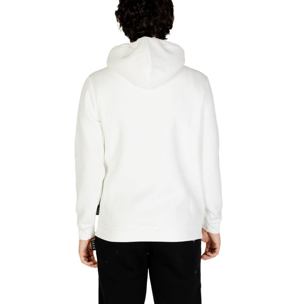 Outfito.ae