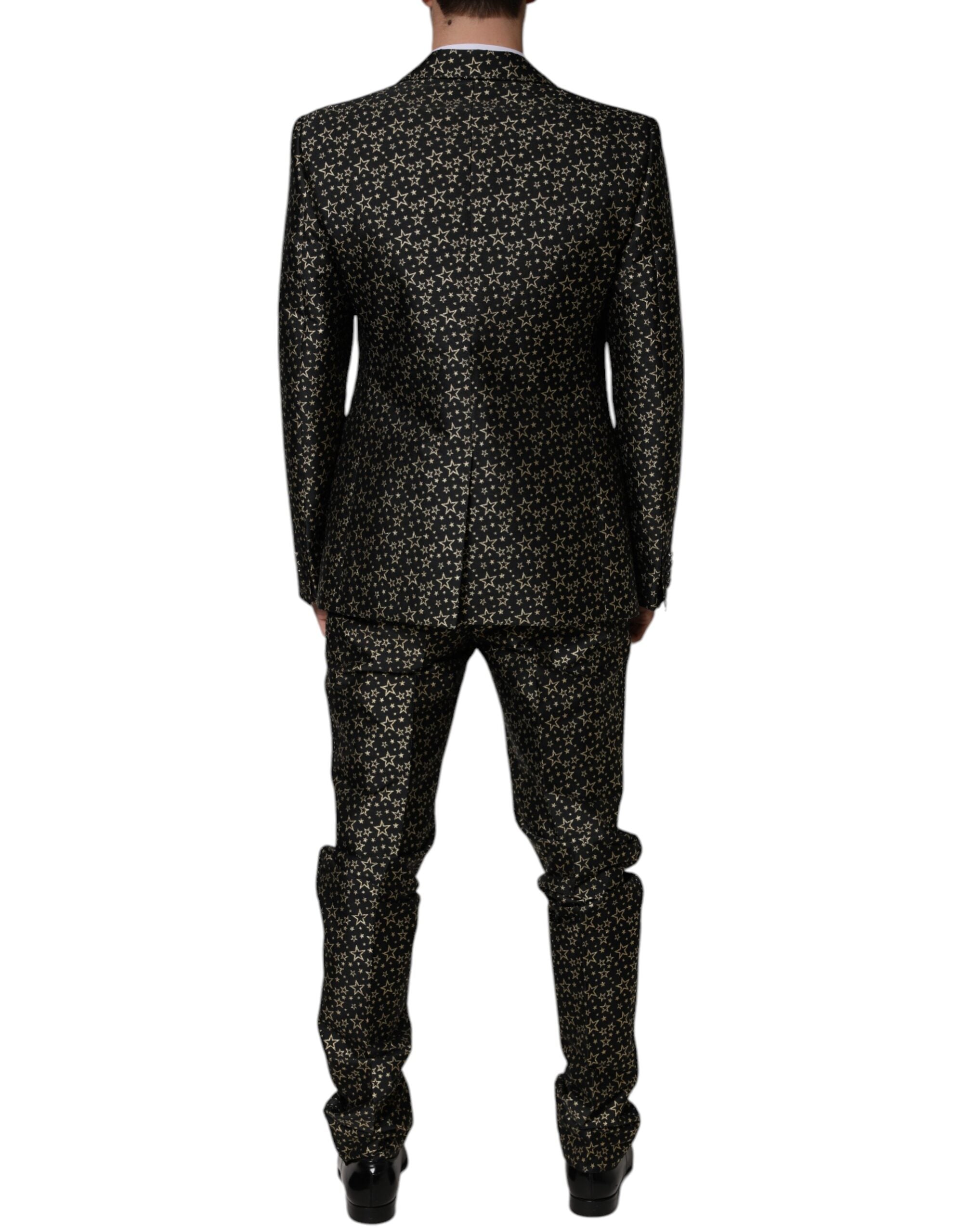 Outfito.ae