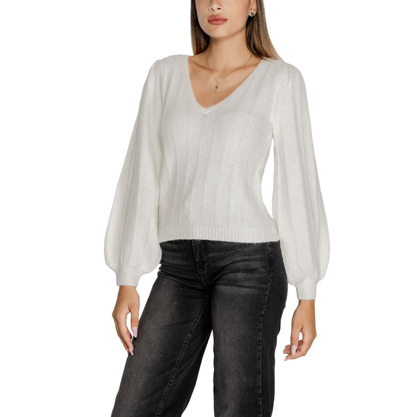 Outfito.ae