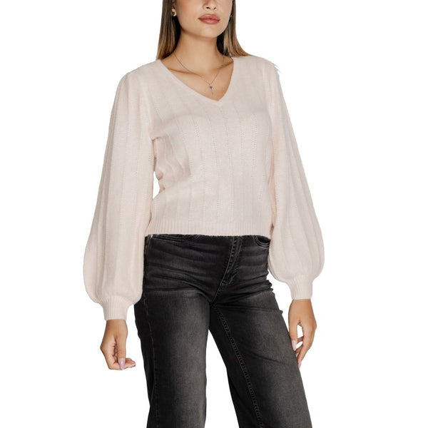 Outfito.ae