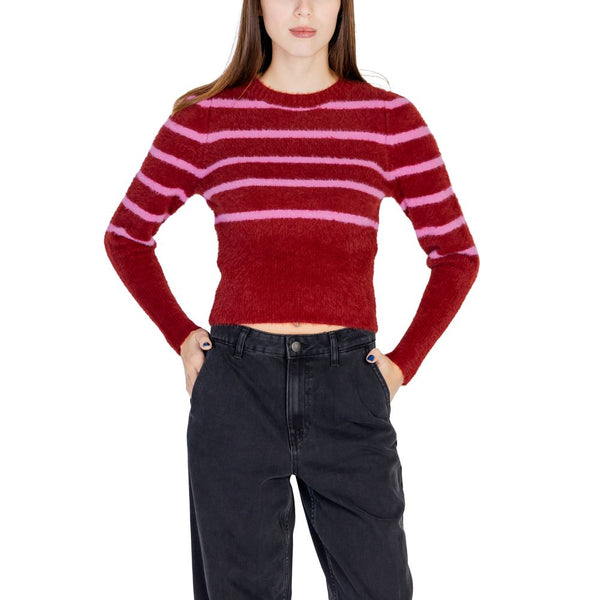 Outfito.ae