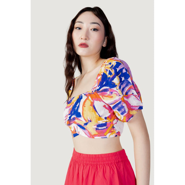 Outfito.ae