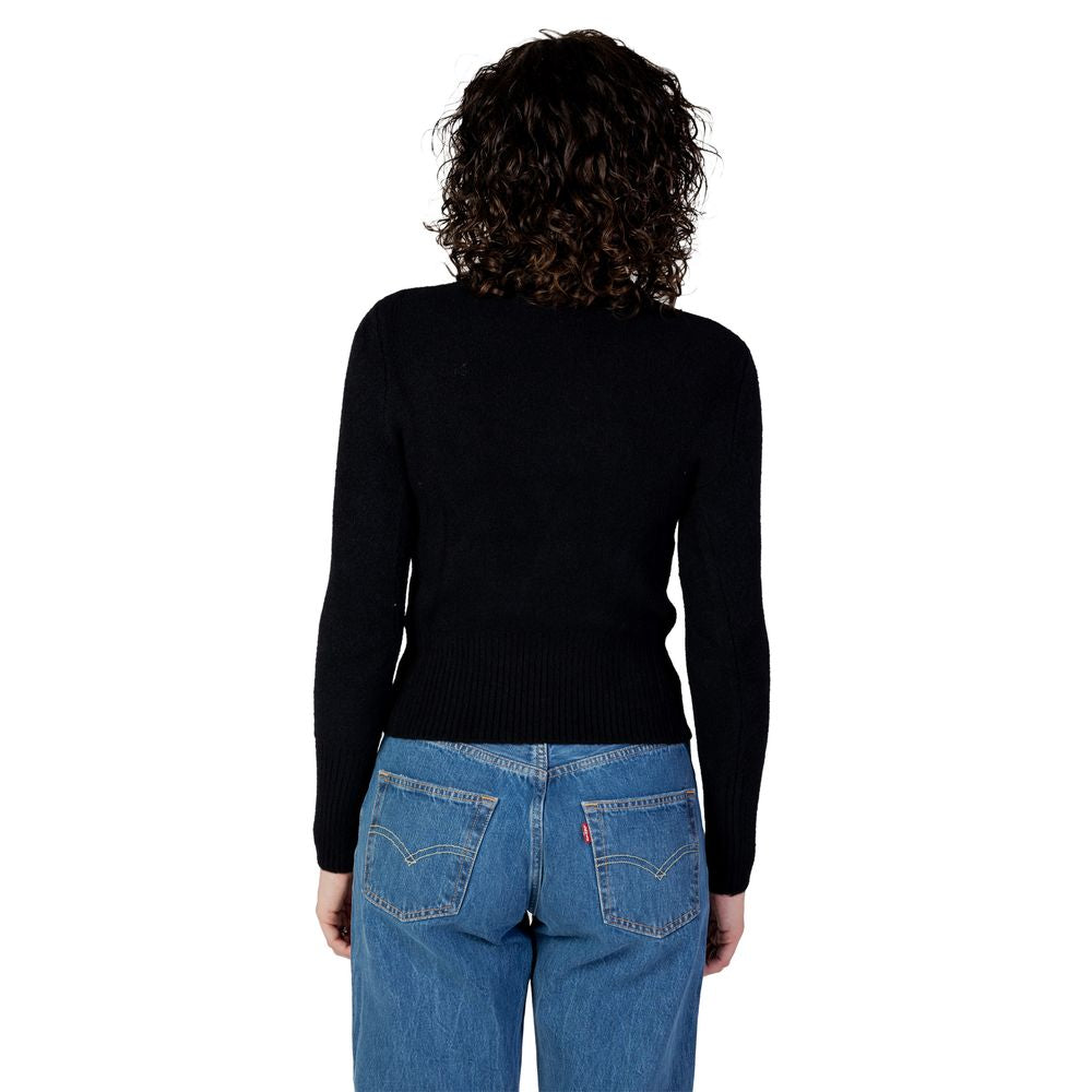 Outfito.ae