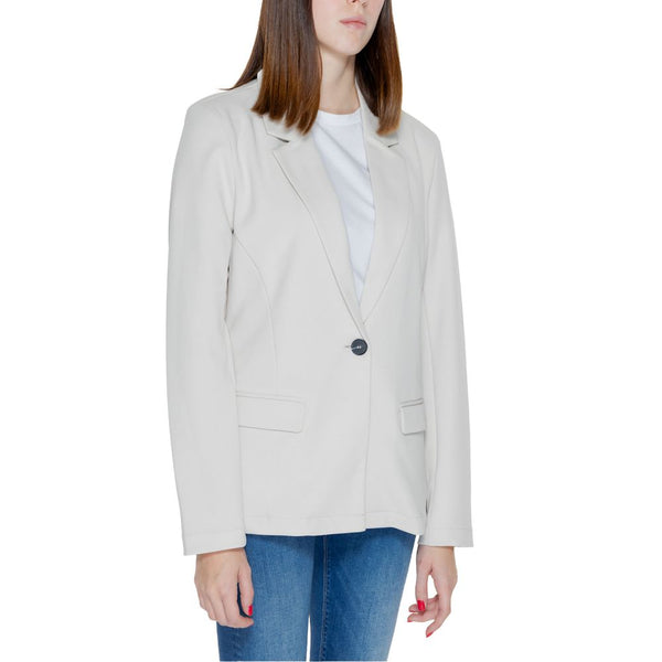 Outfito.ae