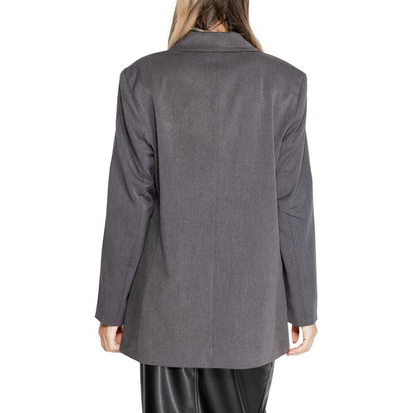 Outfito.ae