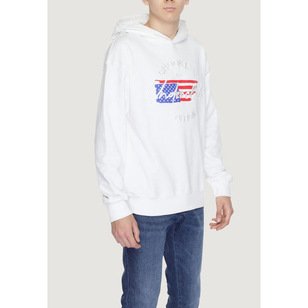 Outfito.ae