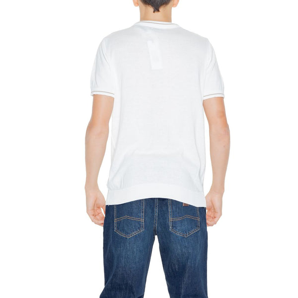 Outfito.ae