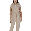 B.Young Outfito.ae