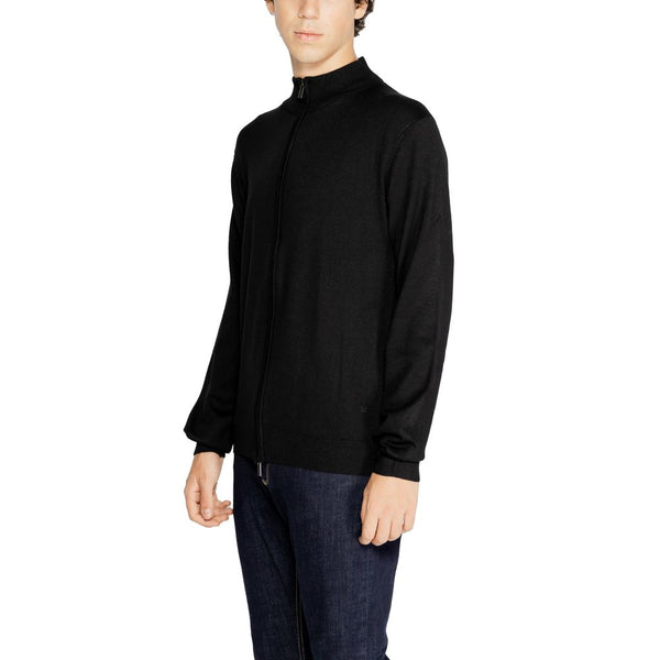 Outfito.ae