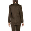 Outfito.ae