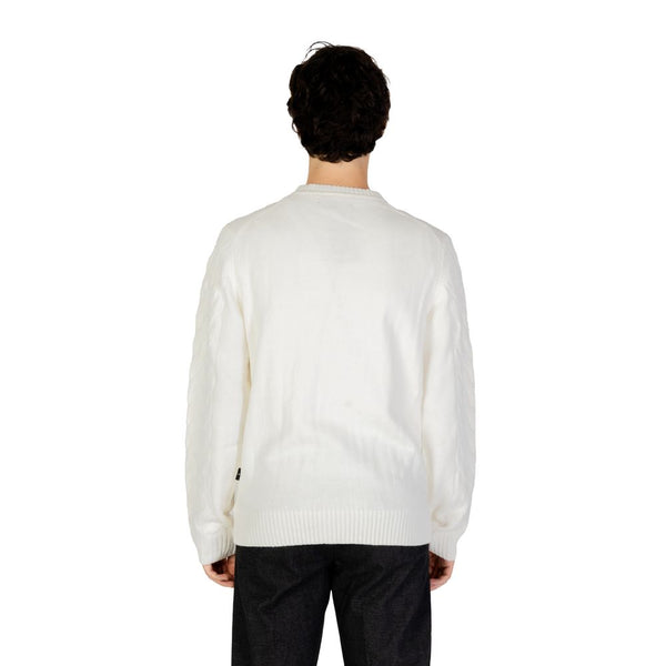 Outfito.ae