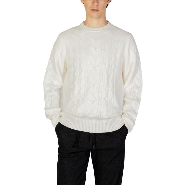 Outfito.ae