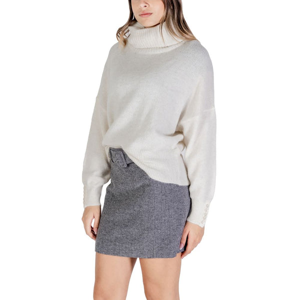 Outfito.ae