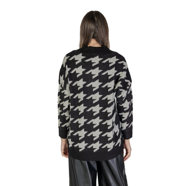 Outfito.ae
