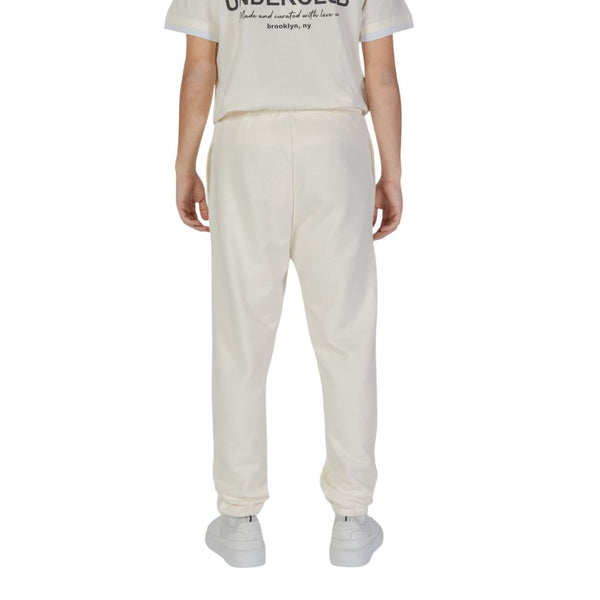 Outfito.ae