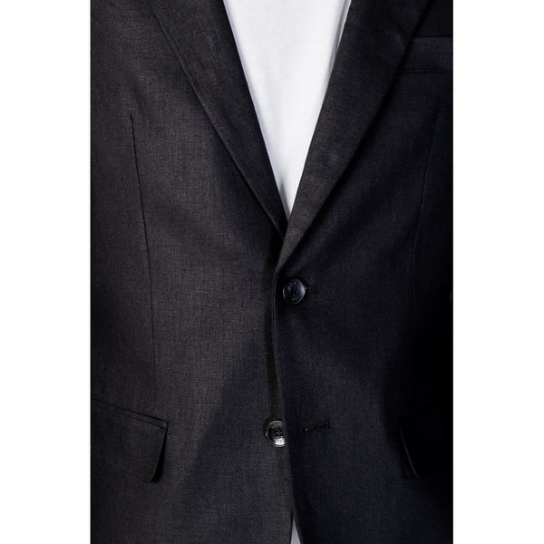 Outfito.ae