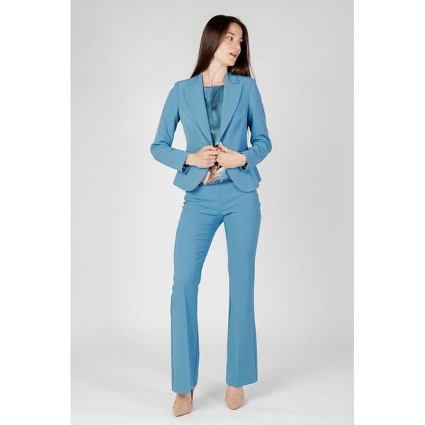 Outfito.ae