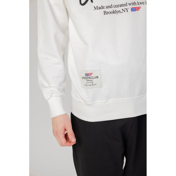 Outfito.ae