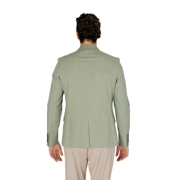 Outfito.ae