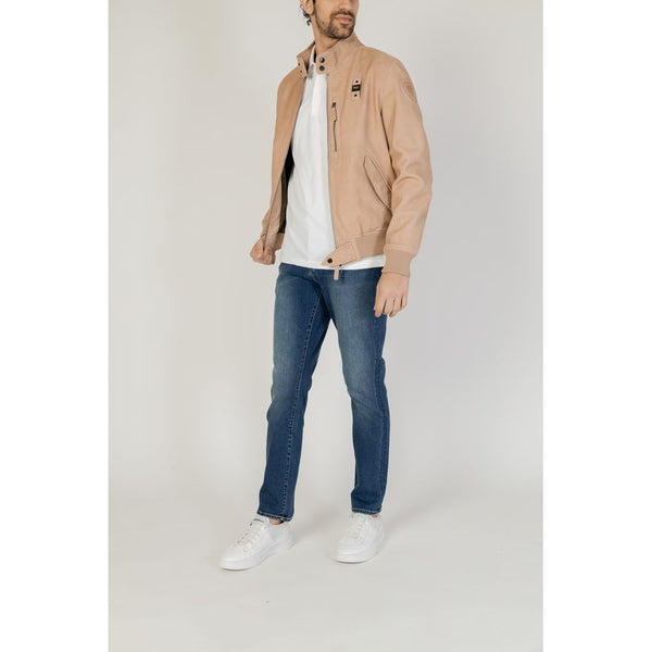 Outfito.ae