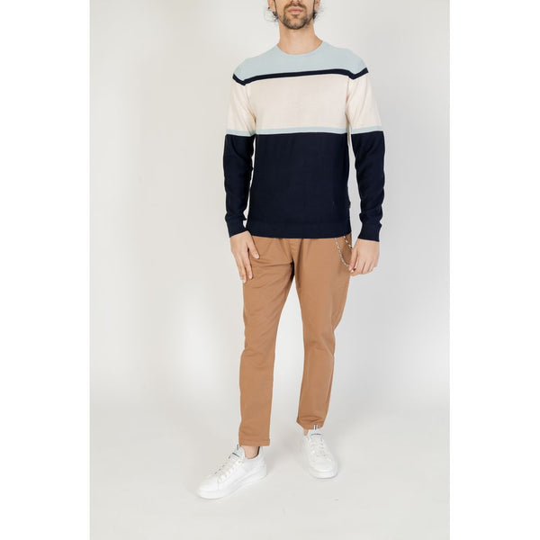 Outfito.ae