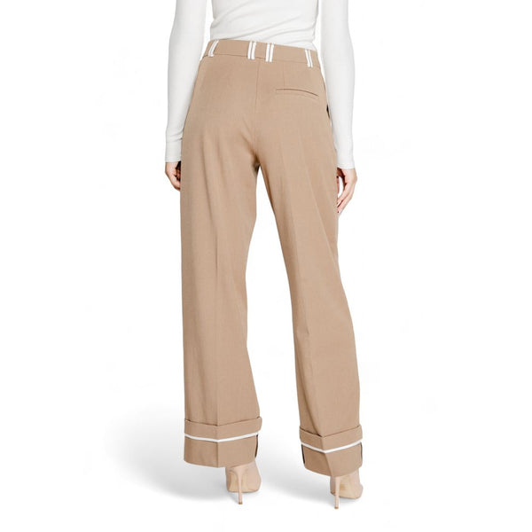 Outfito.ae