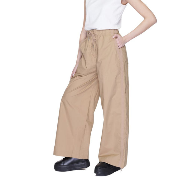 Outfito.ae