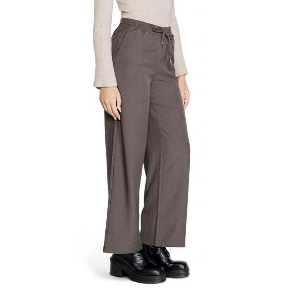 Outfito.ae