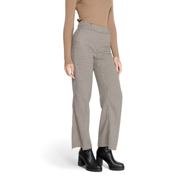 Outfito.ae
