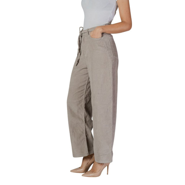 Outfito.ae