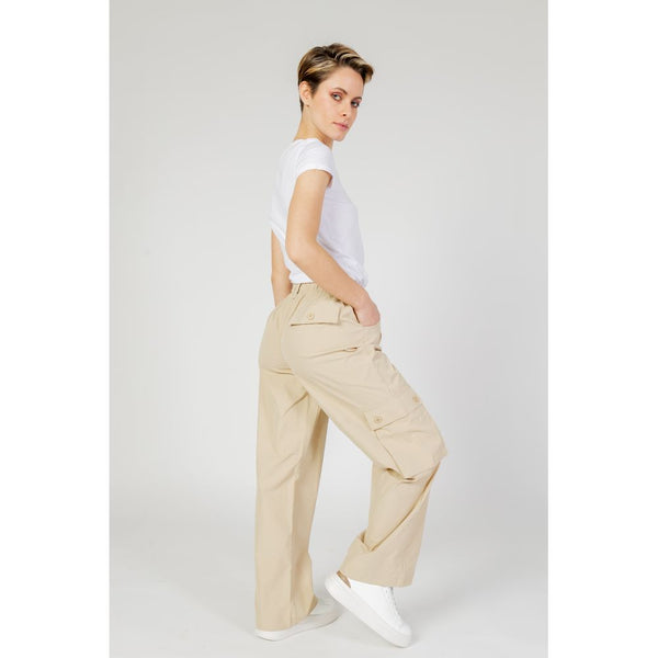 Outfito.ae
