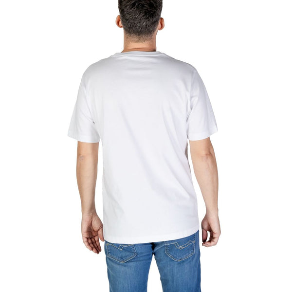 Outfito.ae