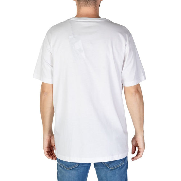 Outfito.ae