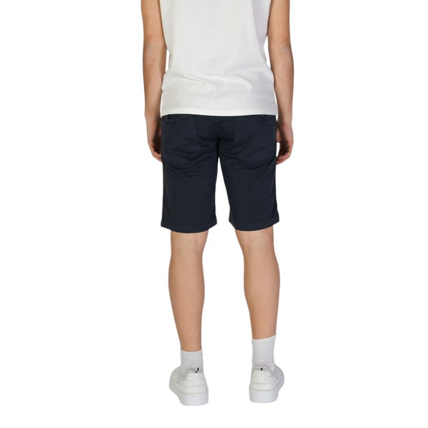 Outfito.ae